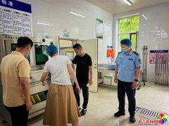 <b>步压紧压实校园食物平安从体义务</b>
